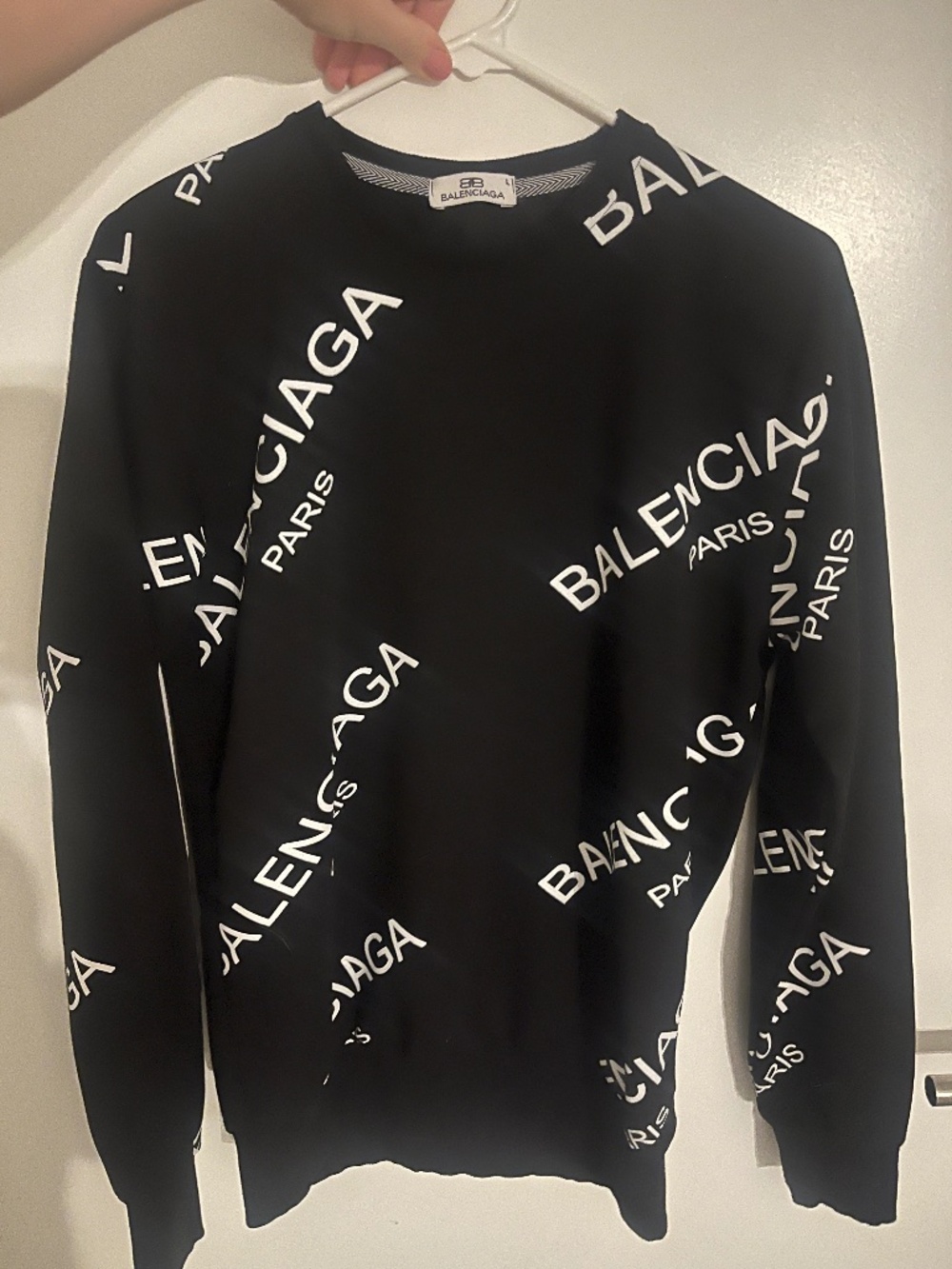 Women's Crewneck "Balenciaga Paris"